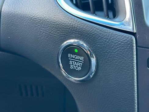 Used 2019 Ford Edge ST w/ Equipment Group 401A AWD/4WD image 32