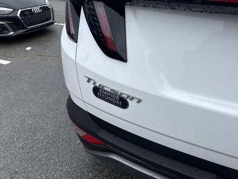 Used 2023 Hyundai Tucson Limited w/ Winter Package image 7