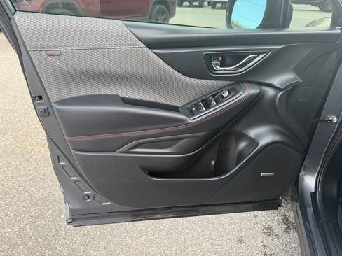 Used 2023 Subaru Forester Sport image 9