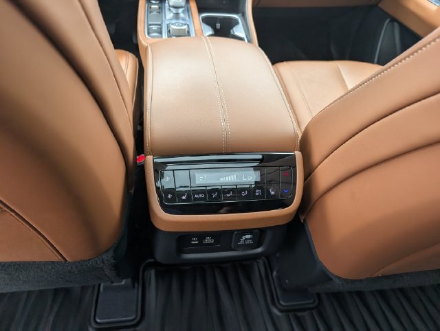 Used 2023 INFINITI QX60 Sensory w/ Cargo Package AWD/4WD image 21