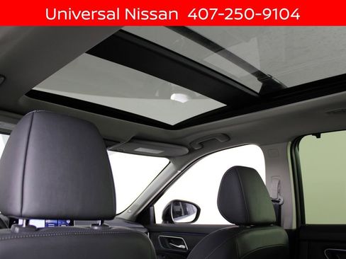 New 2026 Nissan Rogue Platinum w/ Platinum Premium Package AWD/4WD image 24