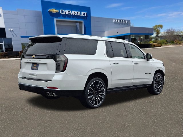 Used 2025 Chevrolet Suburban High Country AWD/4WD image 26