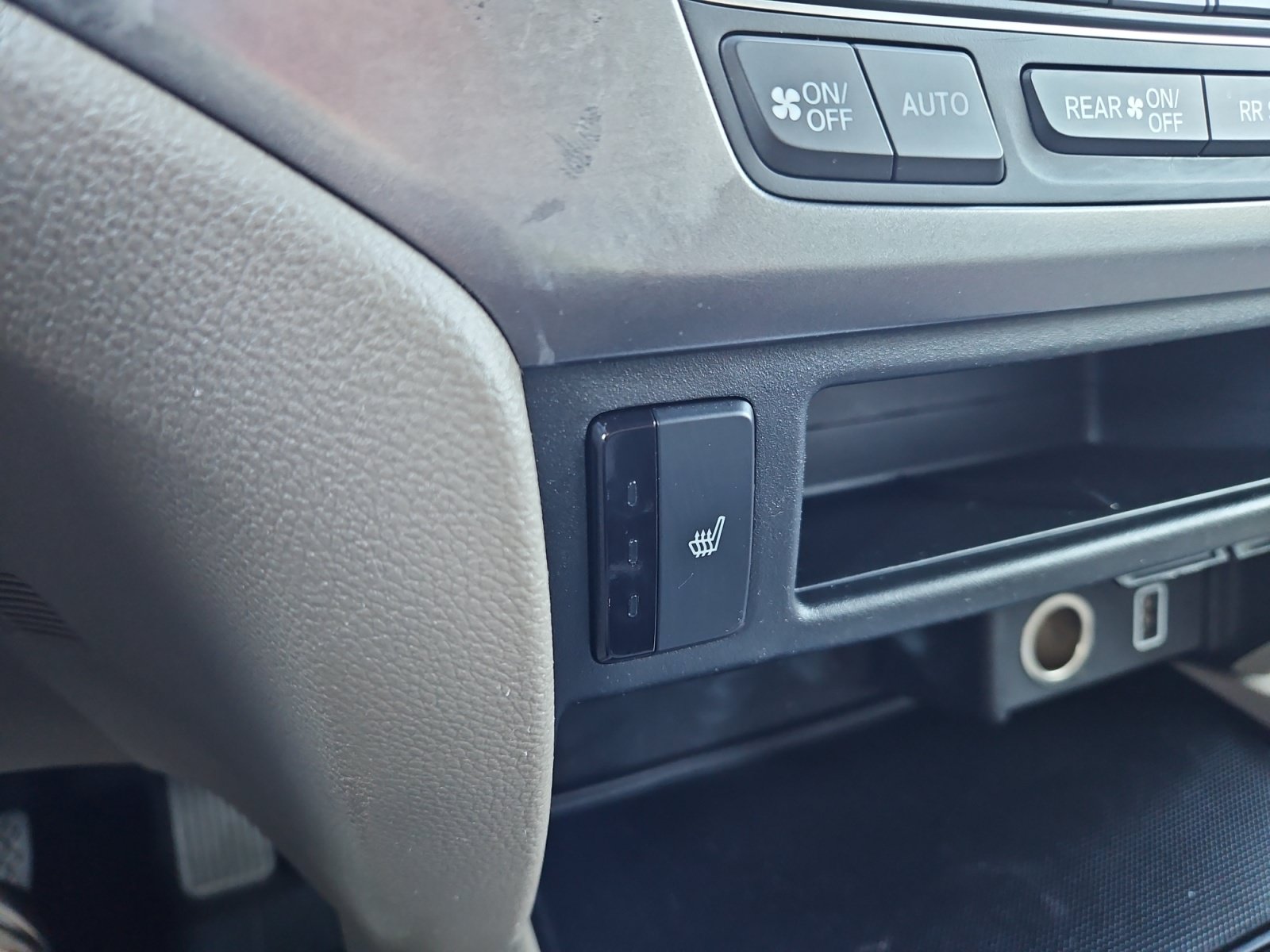 Used 2019 Honda Pilot EX-L image 25