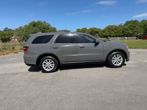 Used 2020 Dodge Durango SXT w/ 3rd Row Seating Group image 6