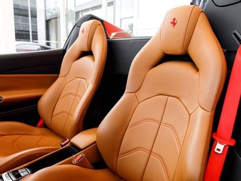 Used 2018 Ferrari 488 Spider image 20