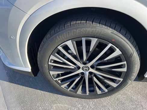 Used 2024 Lexus RX 350 Premium Plus w/ Convenience Package FWD image 10