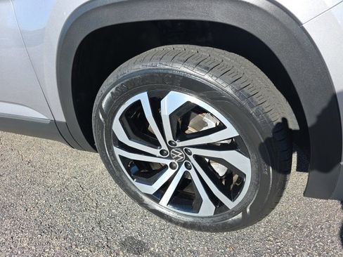 Used 2023 Volkswagen Atlas SEL image 9