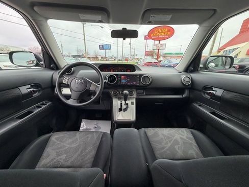 Used 2015 Scion xB image 14