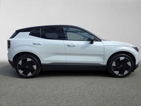 Certified 2025 Volvo EX30 Plus w/ Climate Package AWD/4WD image 3
