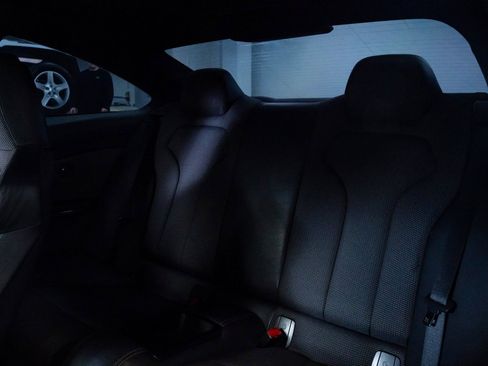 Used 2015 BMW M4 Coupe image 22