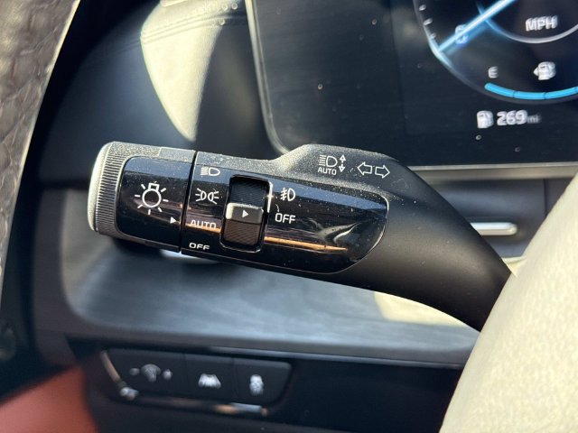 Used 2023 Kia Carnival SX FWD image 26