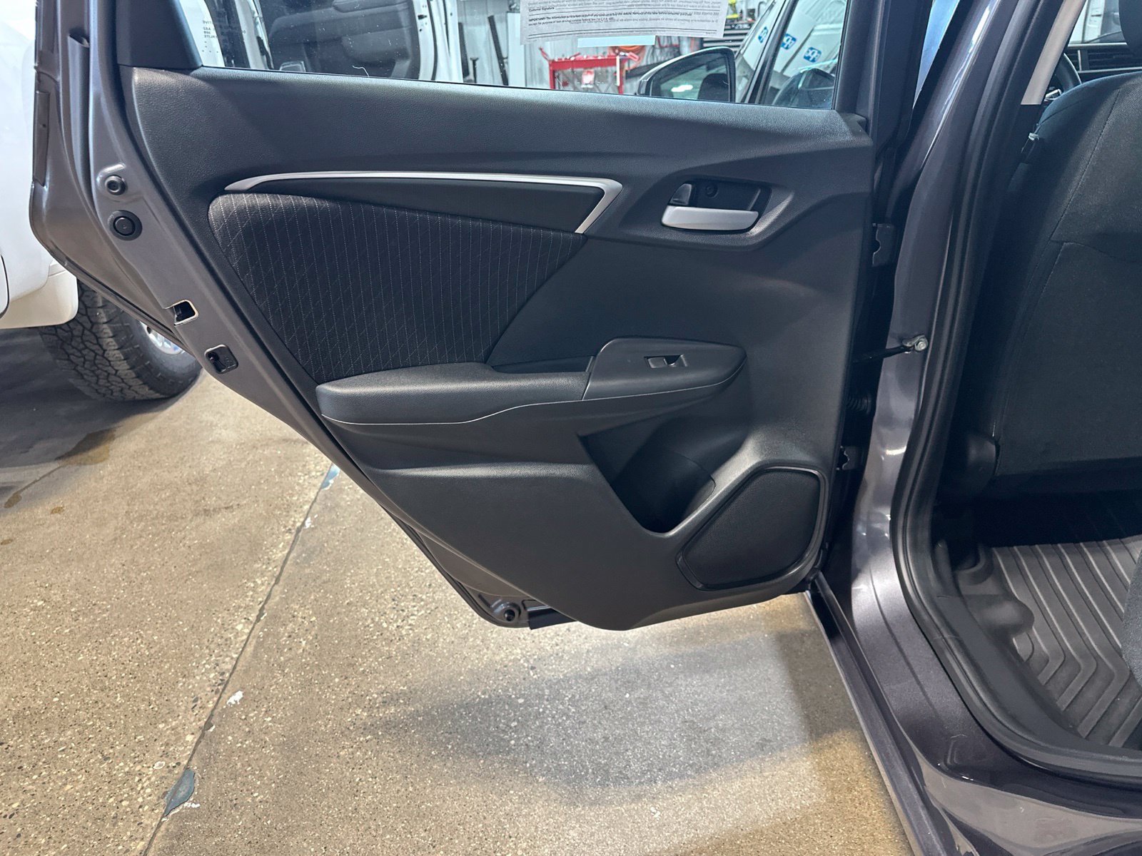 Used 2020 Honda Fit EX image 22