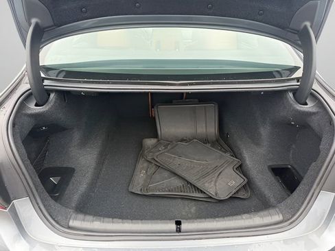 Used 2017 BMW 530i xDrive image 9