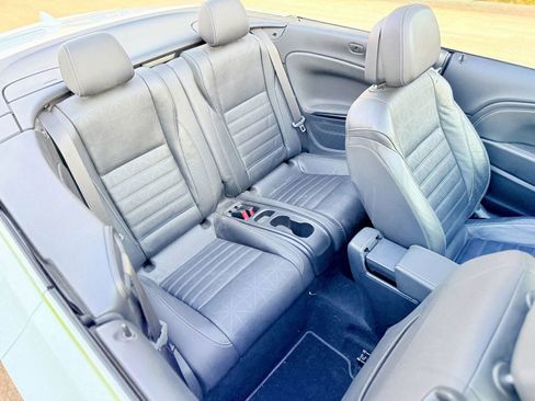 Used 2016 Buick Cascada Premium image 16