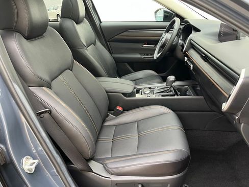 Certified 2025 MAZDA CX-50 AWD 2.5 Hybrid w/ Premium Pkg image 29