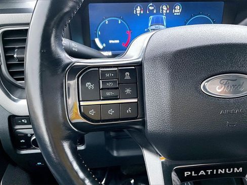 Used 2024 Ford F350 Platinum image 19