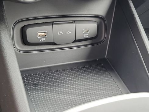 New 2026 Hyundai Venue SE FWD image 13