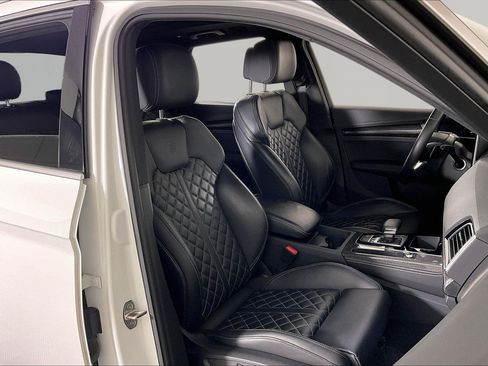 Used 2023 Audi SQ5 Premium Plus w/ Premium Plus Package AWD/4WD image 10