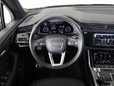 Used 2025 Audi Q7 2.0T Premium w/ Convenience Plus Package image 35