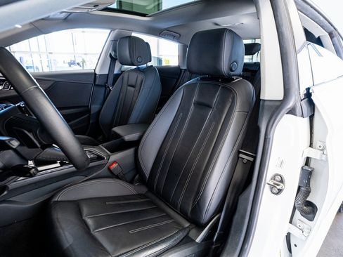 Used 2021 Audi A5 2.0T Premium image 39