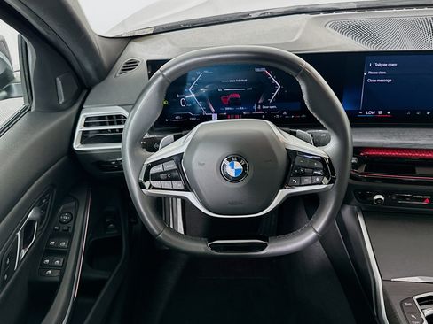 Used 2025 BMW 330i Sedan RWD image 18