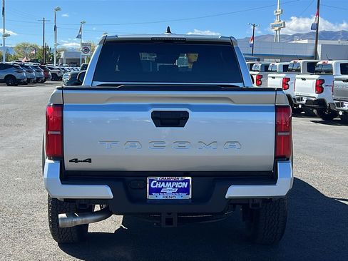 Used 2024 Toyota Tacoma TRD Off-Road AWD/4WD image 6