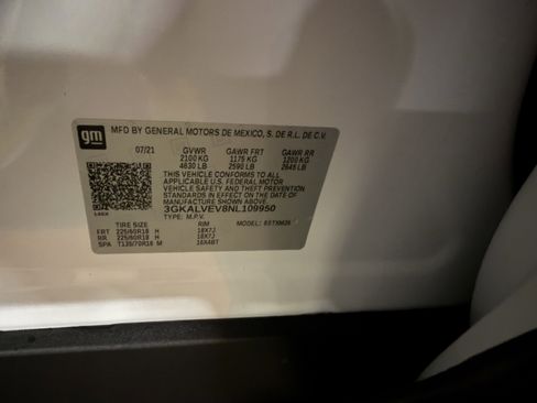 Used 2022 GMC Terrain SLT w/ Infotainment Package II image 39