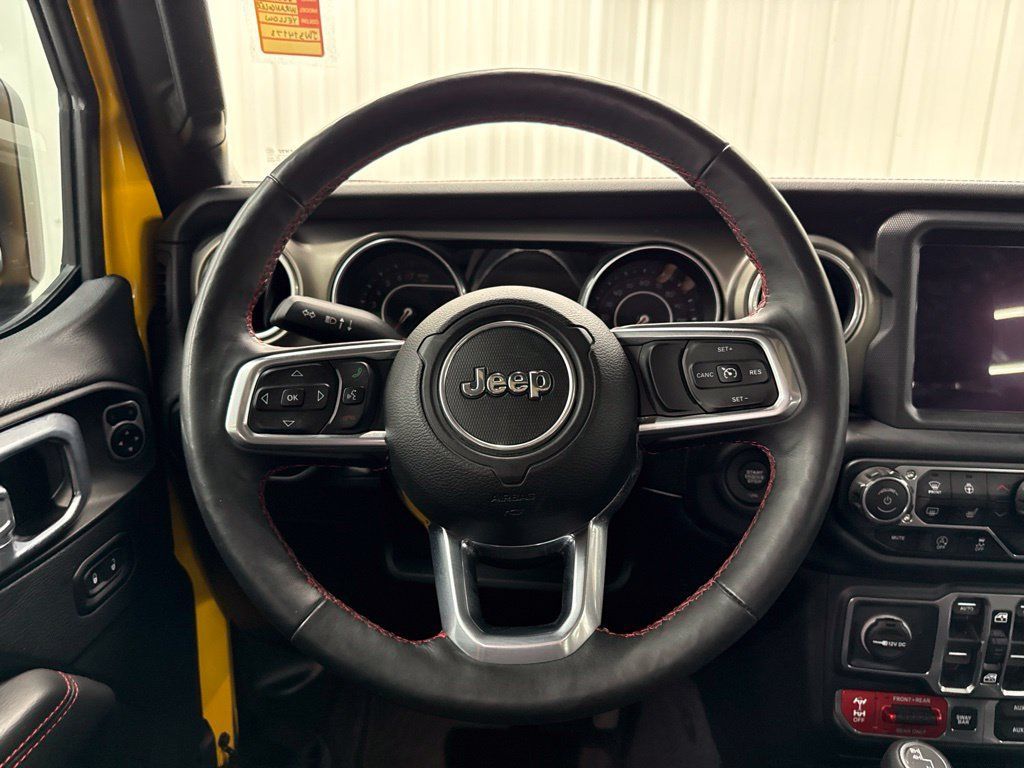 Used 2018 Jeep Wrangler Unlimited Rubicon w/ Dual Top Group AWD/4WD image 14