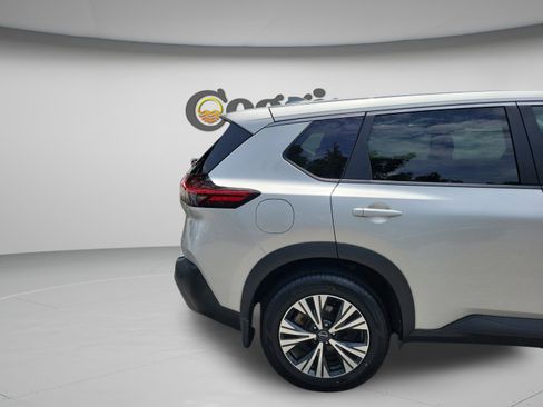 Used 2023 Nissan Rogue SV FWD image 29
