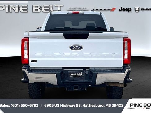 Used 2023 Ford F250 XLT image 4