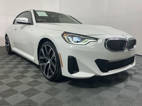 Certified 2024 BMW 230i Coupe w/ Premium Package image 4