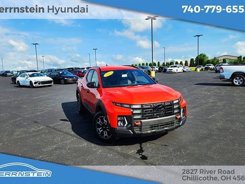 Used 2025 Hyundai Santa Cruz XRT AWD/4WD image 1