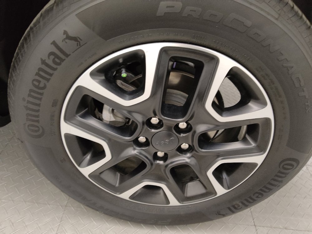 Used 2020 Jeep Compass Trailhawk AWD/4WD image 31