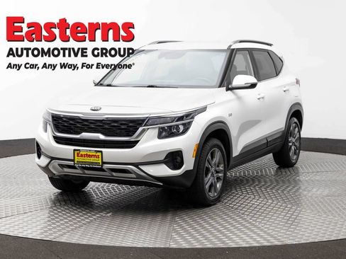 Used 2021 Kia Seltos S AWD/4WD image 1