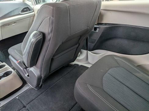 Used 2023 Chrysler Voyager LX FWD image 36