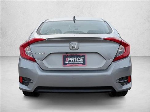 Used 2017 Honda Civic EX-T image 7