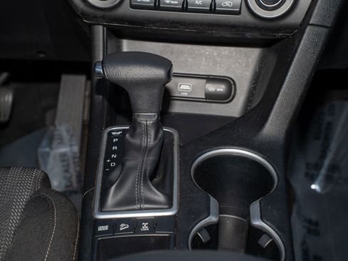 Used 2021 Kia Sportage LX image 23