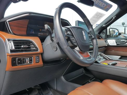 Used 2024 Lincoln Navigator L Reserve AWD/4WD image 24