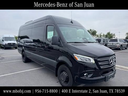 New 2025 Mercedes-Benz Sprinter 3500 image 1
