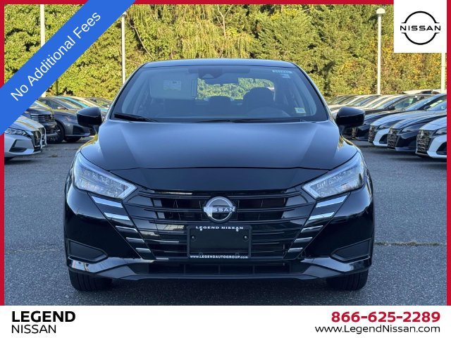 Used 2025 Nissan Versa SV w/ Trunk Package FWD image 2