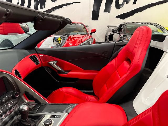 Used 2014 Chevrolet Corvette Stingray Convertible w/ 3LT Preferred Equipment Group RWD image 15