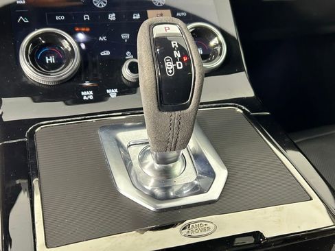 Used 2023 Land Rover Range Rover Evoque HST image 23