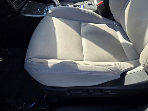 Used 2022 Mitsubishi Outlander SEL image 16