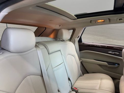 Used 2014 Cadillac SRX Luxury w/ Driver Awareness Package FWD image 26