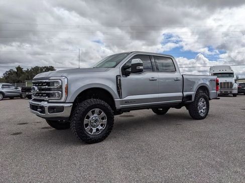 Used 2023 Ford F250 Lariat w/ Chrome Package image 8