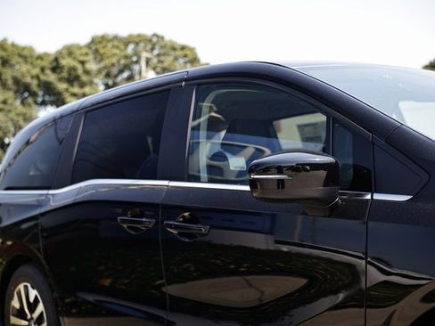 New 2026 Honda Odyssey EX-L image 17