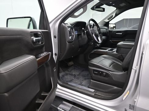 Used 2020 GMC Sierra 1500 SLT w/ SLT Premium Plus Package image 11