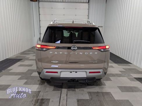 Used 2023 Nissan Pathfinder Platinum w/ Cargo Package AWD/4WD image 3