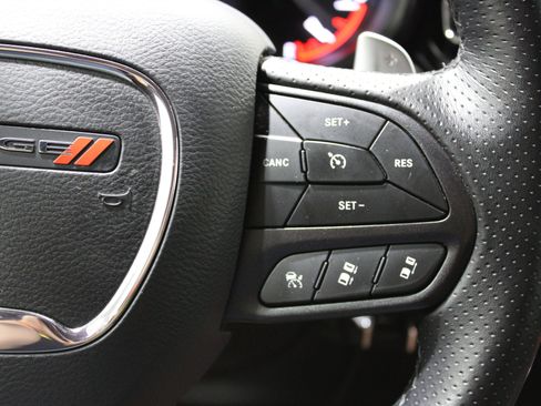 Used 2025 Dodge Durango GT AWD/4WD image 11