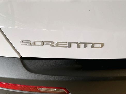 Used 2023 Kia Sorento SX Prestige image 9